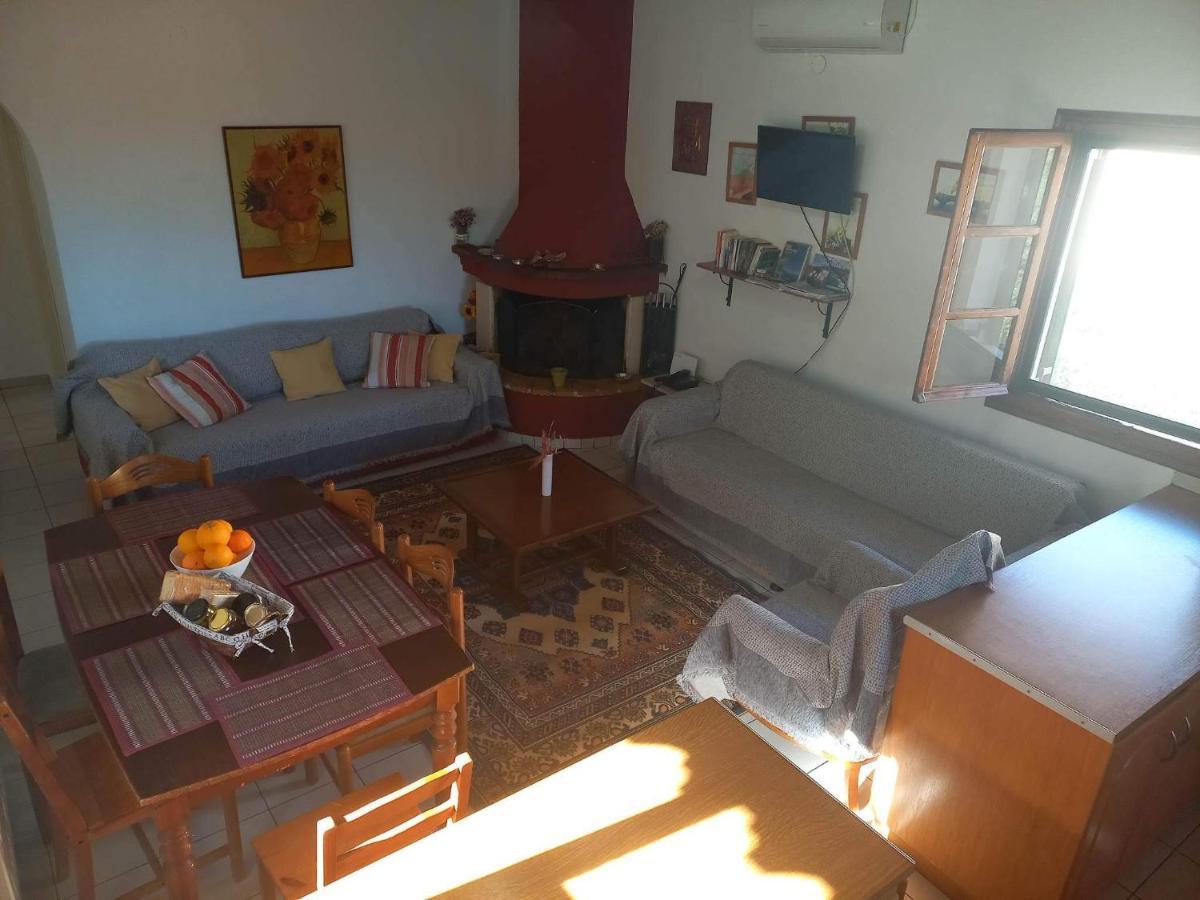 Rodomelo House - 3 Bedrooms Leonídio Kültér fotó